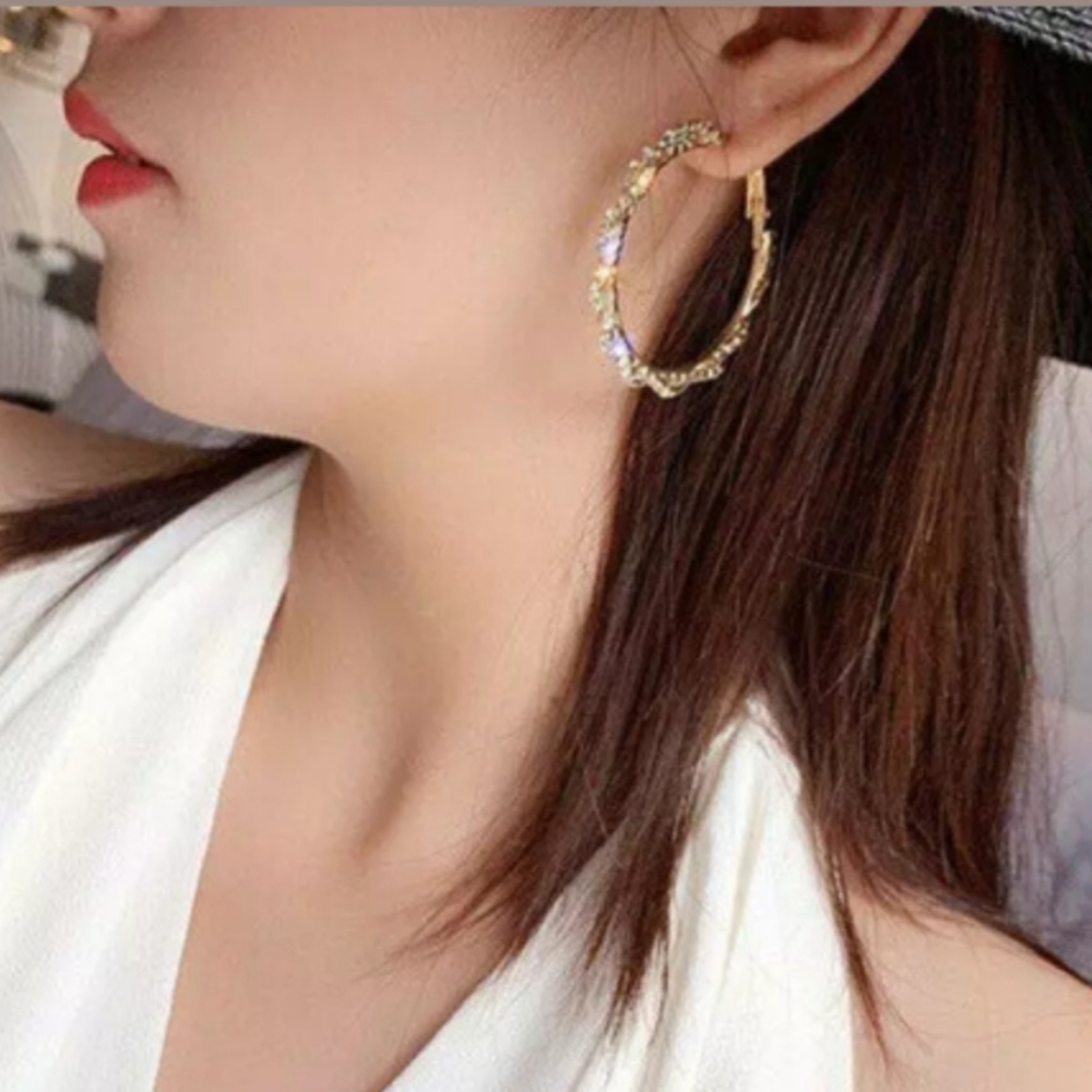 NEW Gold filled twisted crystal hoop earrings - Picture 4 of 5